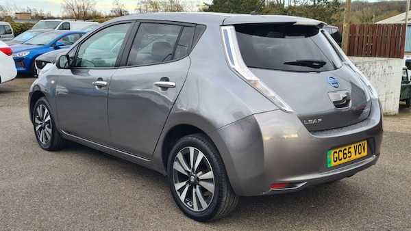 Used Nissan Leaf 2015 for sale - 74299774: Photo 5