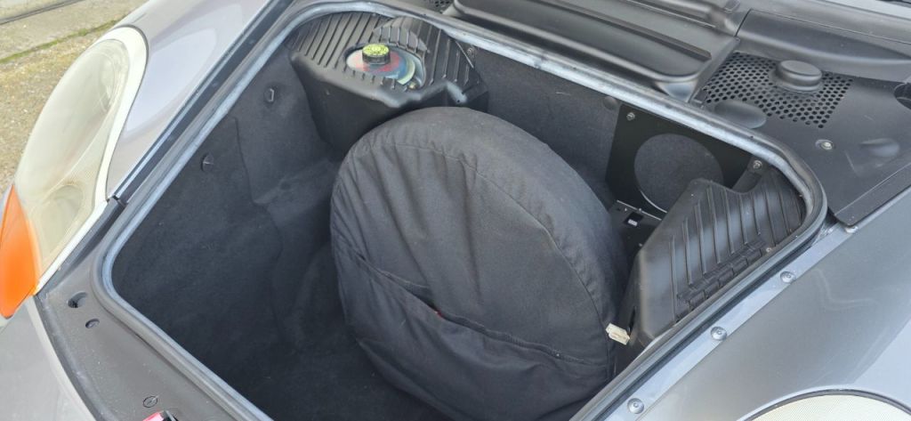 Used Porsche Boxster 2002 for sale - 77764079: Photo 17