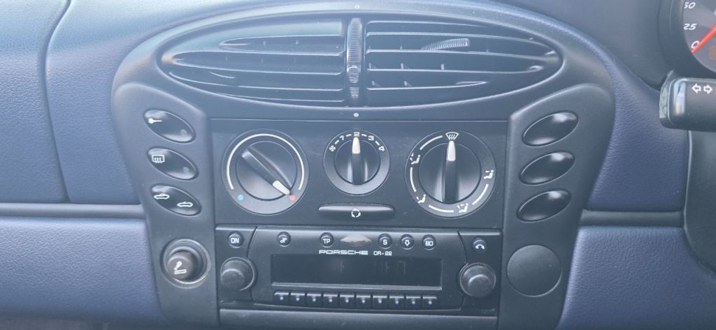 Used Porsche Boxster 2002 for sale - 77764079: Photo 18