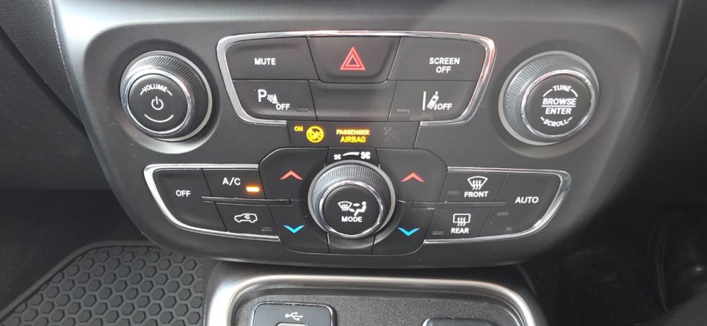 Used Jeep Compass 2018 for sale - 78134066: Photo 25