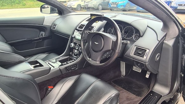 Used Aston Martin DB9 2012 for sale - 74772849: Photo 13