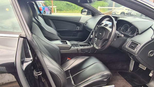 Used Aston Martin DB9 2012 for sale - 74772849: Photo 14