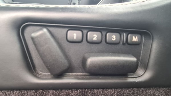 Used Aston Martin DB9 2012 for sale - 74772849: Photo 17