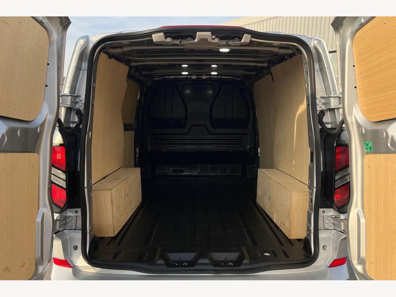 Used Ford Transit Custom 2025 for sale - 78005269: Photo 2