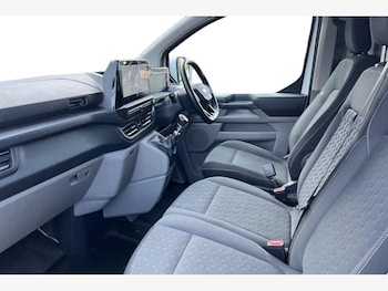 Used Ford Transit Custom 2024 for sale - 76677722: Photo