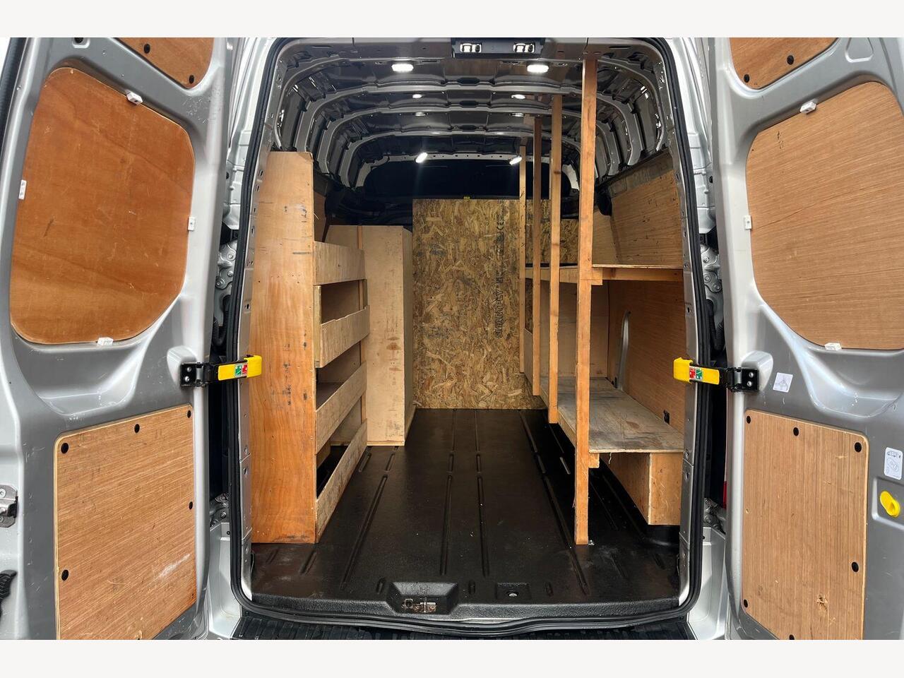 Used Ford Transit Custom 2022 for sale - 76675538: Photo 2