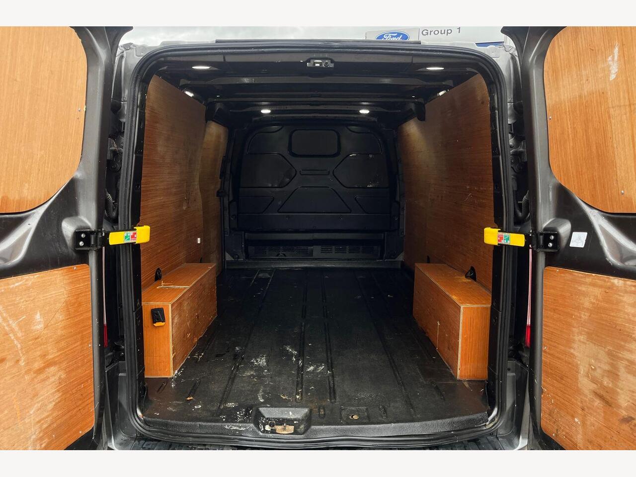 Used Ford Transit Custom 2021 for sale - 76674340: Photo 2