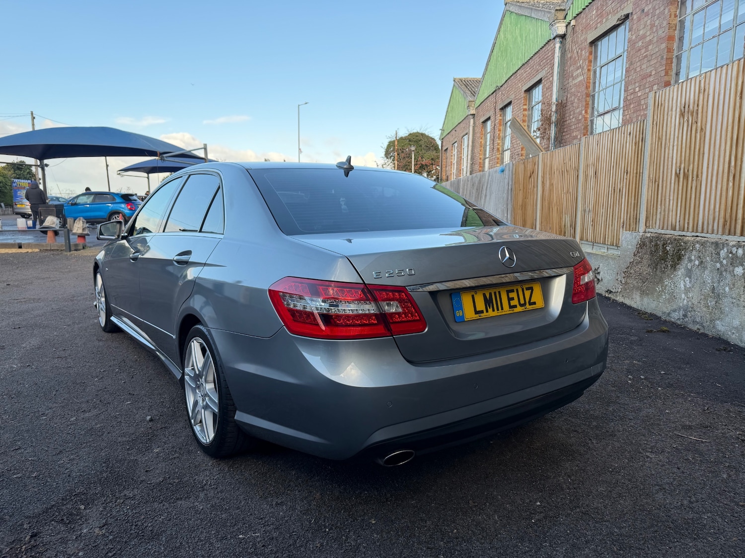 Used Mercedes-Benz E Class 2011 for sale - 76595246: Photo 10