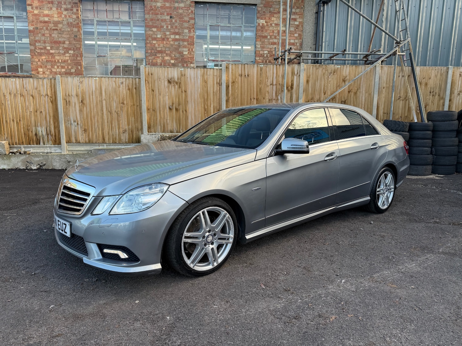 Used Mercedes-Benz E Class 2011 for sale - 76595246: Photo 14