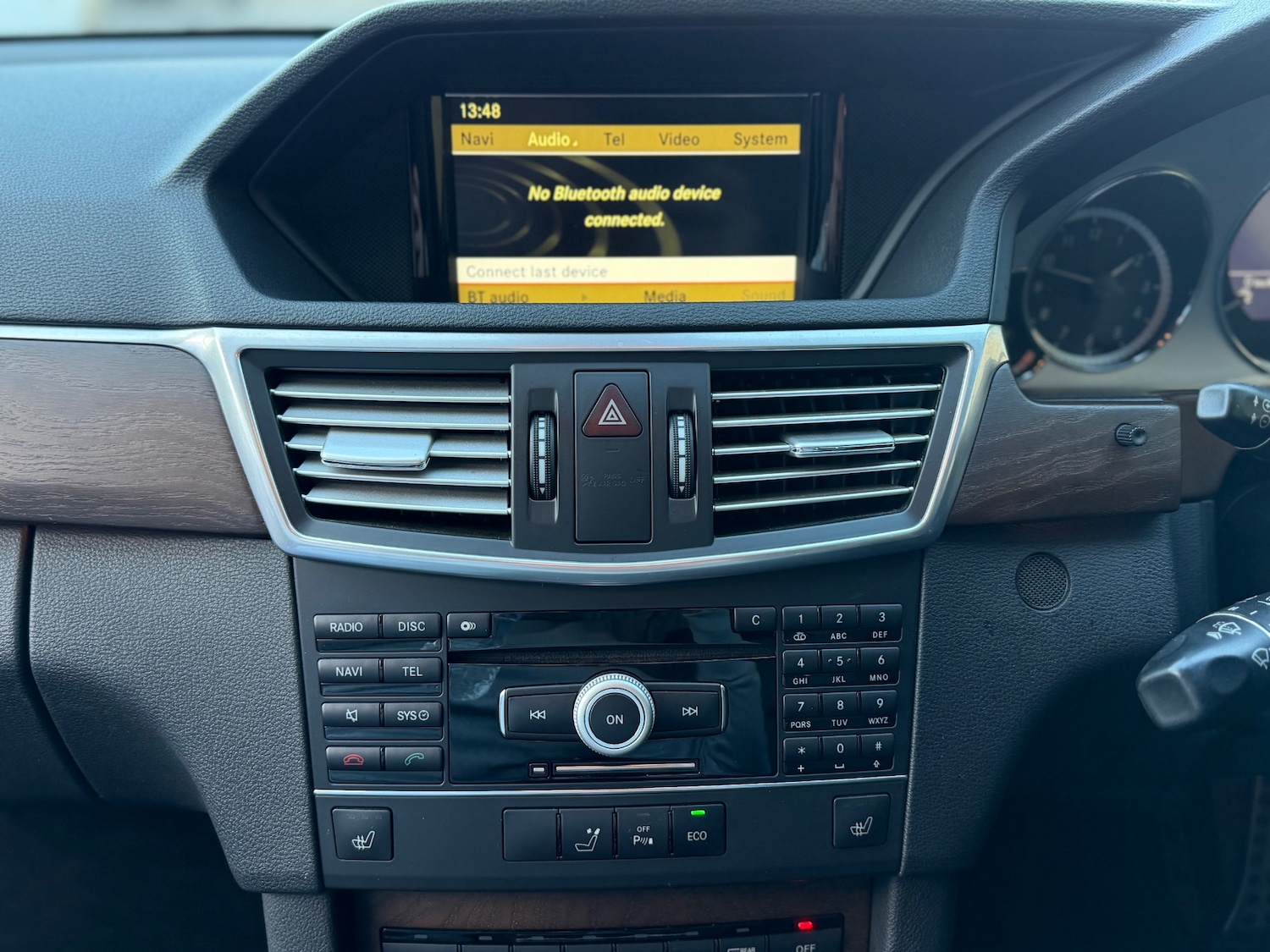 Used Mercedes-Benz E Class 2011 for sale - 76595246: Photo 34