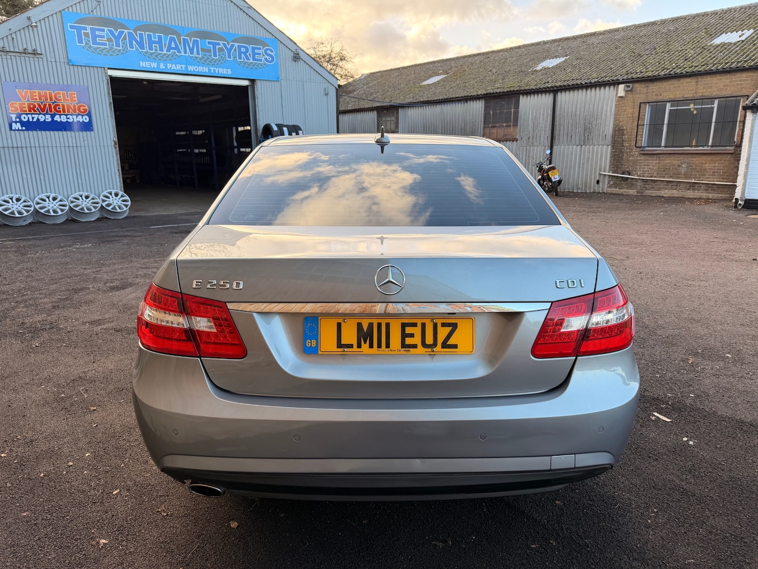 Used Mercedes-Benz E Class 2011 for sale - 76595246: Photo 7