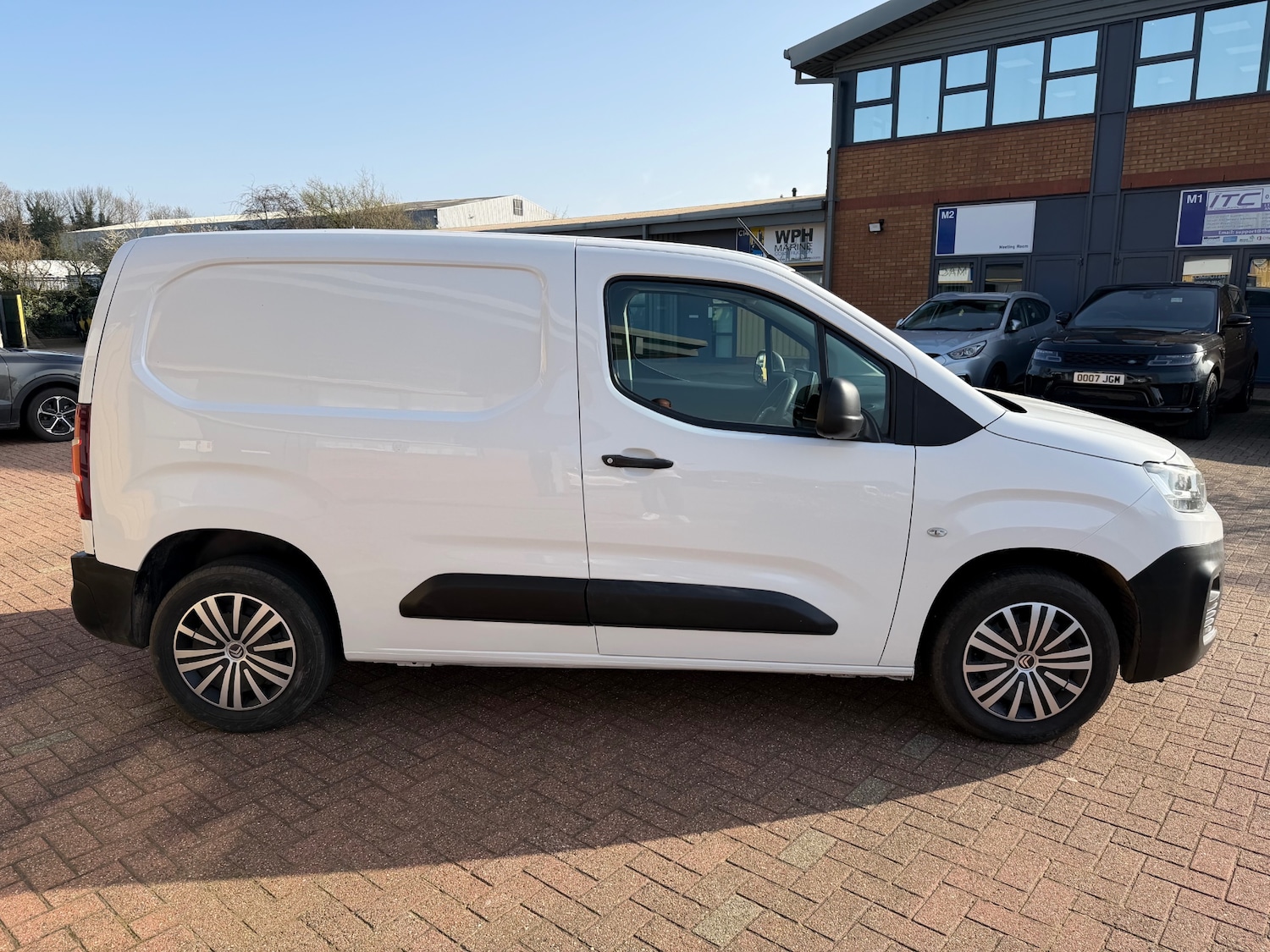 Used Citroen Berlingo 2020 for sale - 77818724: Photo 8