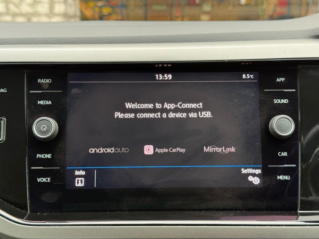 Used Volkswagen Polo 2018 for sale - 76768652: Photo 33