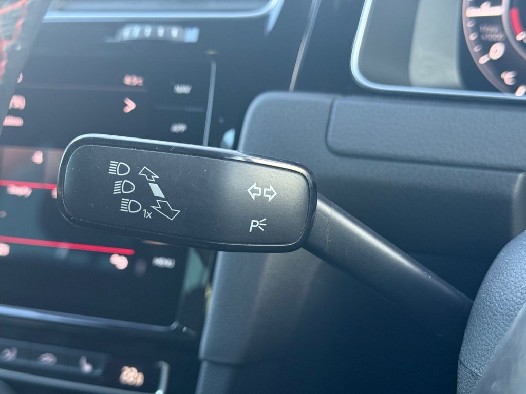 Used Volkswagen Golf 2019 for sale - 77038208: Photo 30