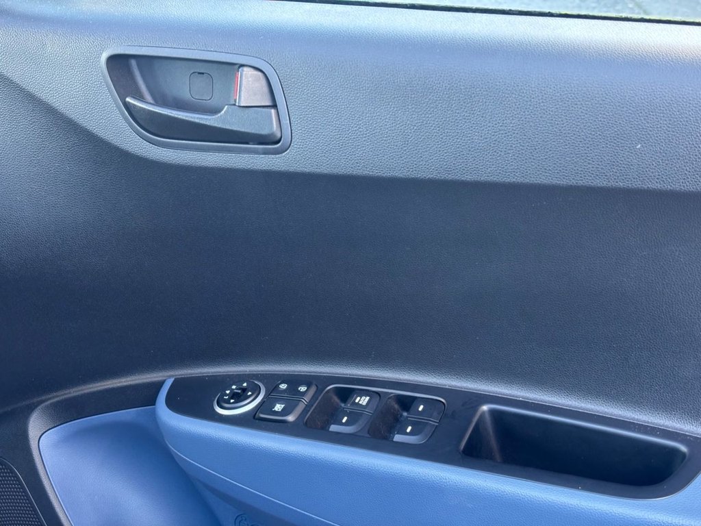 Used Hyundai i10 2016 for sale - 77172121: Photo 28