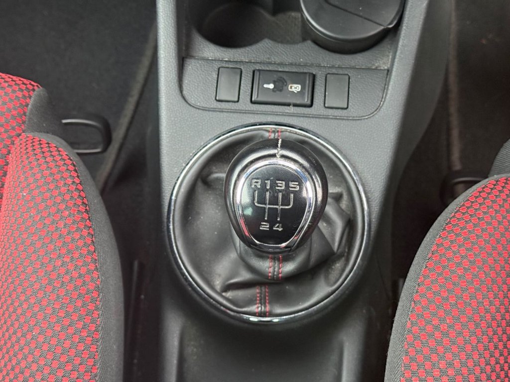 Used Skoda Fabia 2011 for sale - 77408134: Photo 28