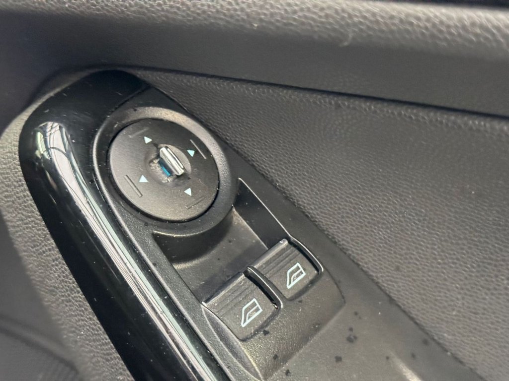 Used Ford Fiesta 2013 for sale - 77328321: Photo 35