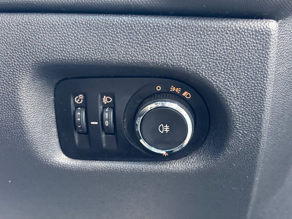 Used Vauxhall Corsa 2013 for sale - 76396452: Photo 18