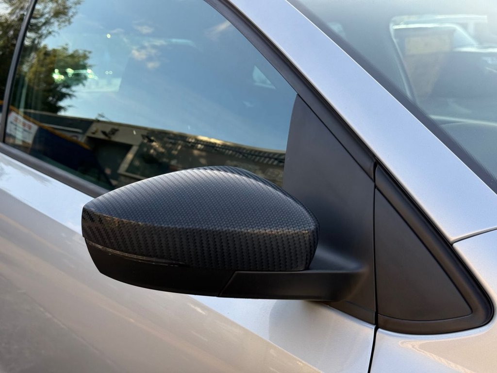 Used Volkswagen Polo 2015 for sale - 76157345: Photo 22