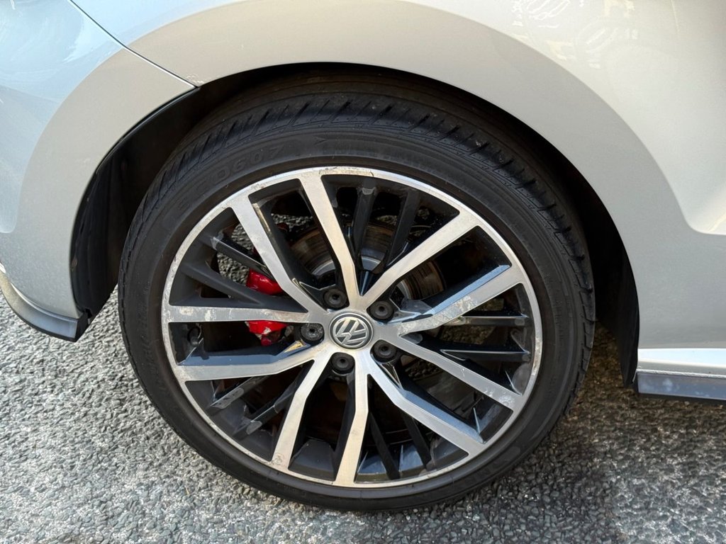 Used Volkswagen Polo 2015 for sale - 76157345: Photo 23