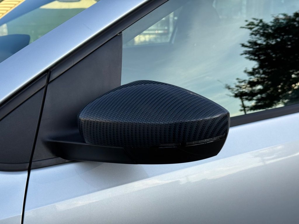 Used Volkswagen Polo 2015 for sale - 76157345: Photo 30