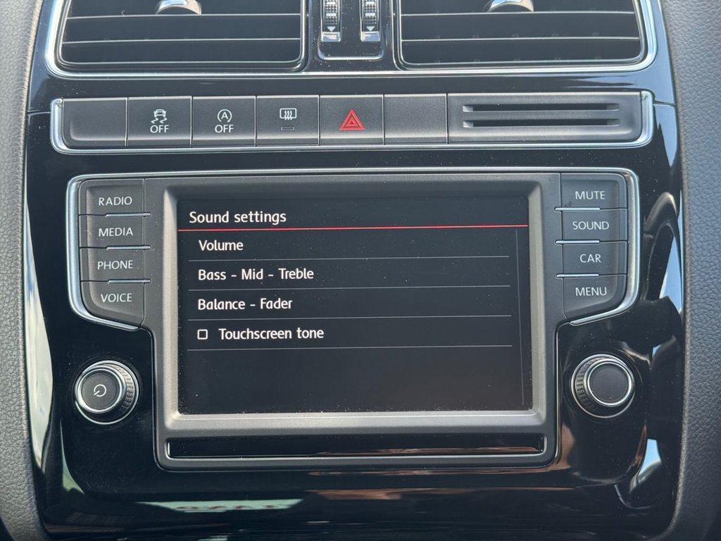 Used Volkswagen Polo 2015 for sale - 76157345: Photo 39