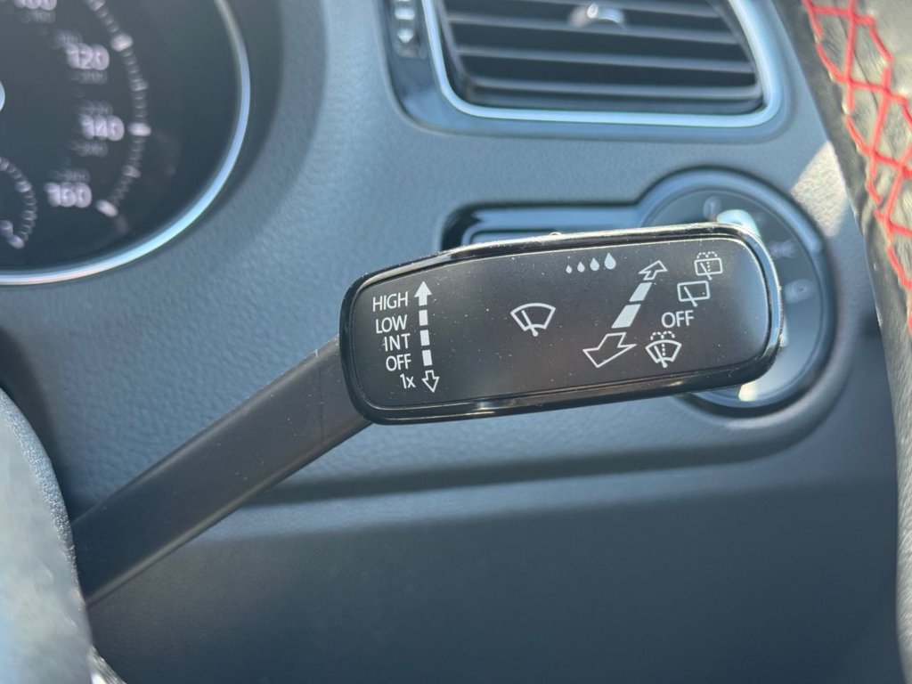 Used Volkswagen Polo 2015 for sale - 76157345: Photo 49