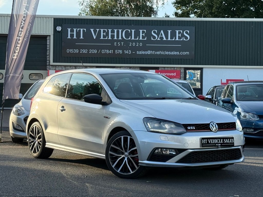 Used Volkswagen Polo 2015 for sale - 76157345: Photo 6