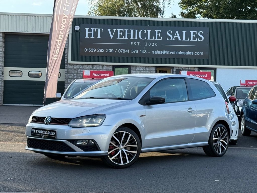 Used Volkswagen Polo 2015 for sale - 76157345: Photo 8