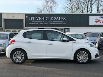 Used Peugeot 208 2018 for sale - 78518139: Photo