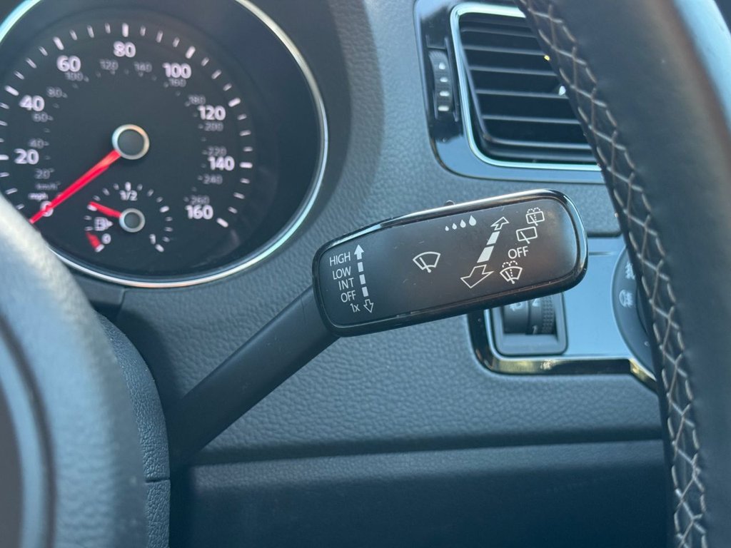 Used Volkswagen Polo 2015 for sale - 76900976: Photo 35