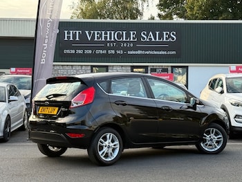 Used Ford Fiesta 2017 for sale - 76157343: Photo
