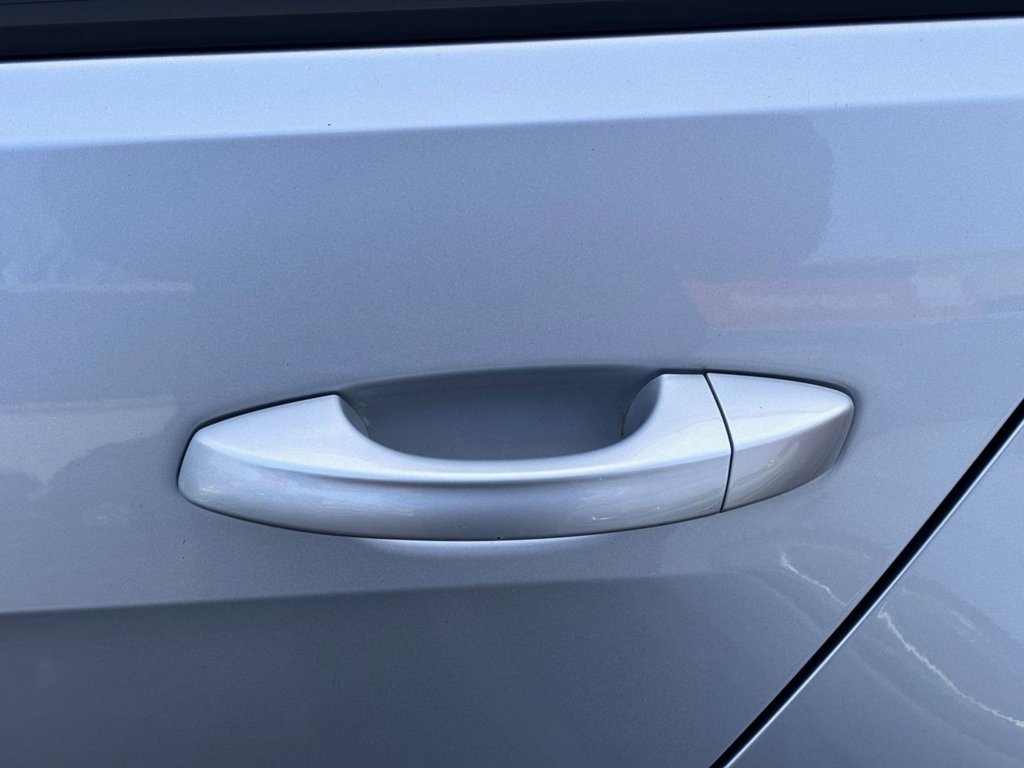 Used Volkswagen Golf 2014 for sale - 76386160: Photo 23