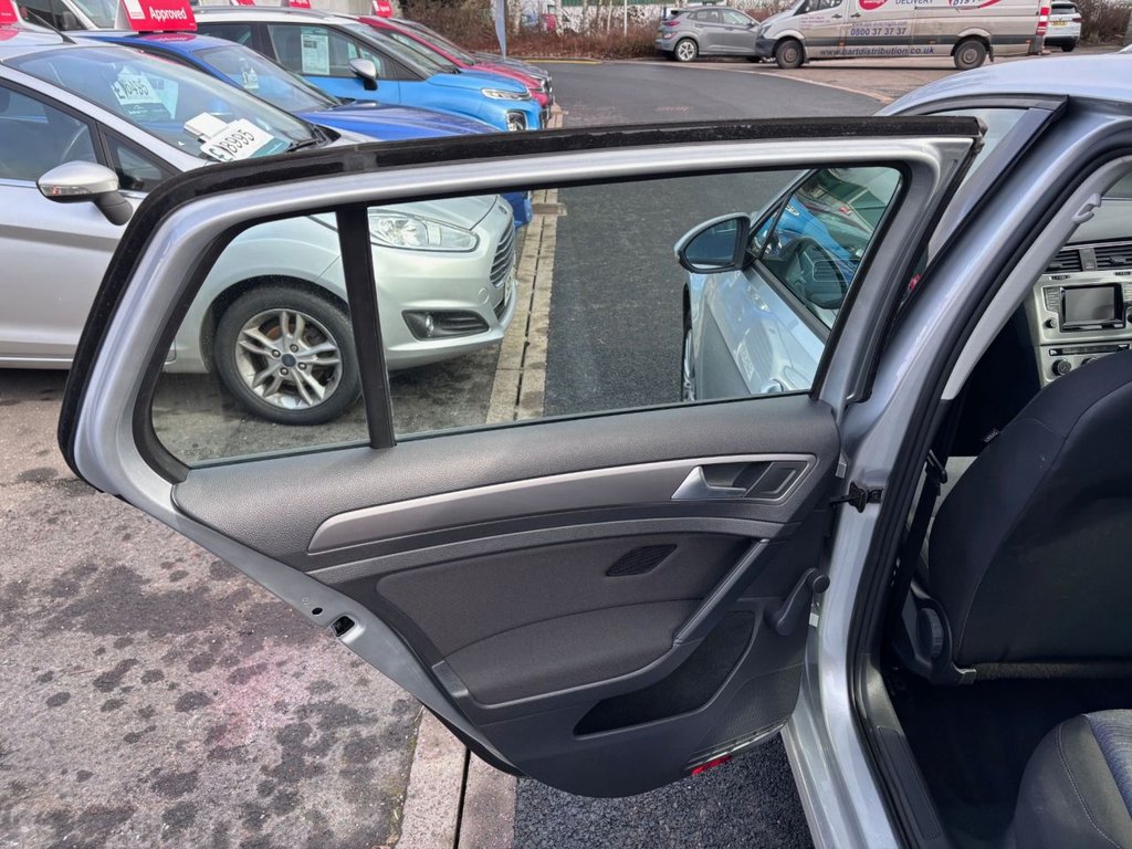 Used Volkswagen Golf 2014 for sale - 76386160: Photo 41