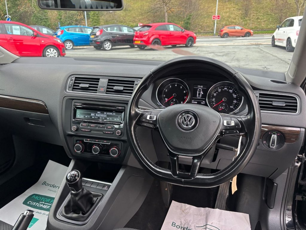 Used Volkswagen Jetta 2015 for sale - 76396453: Photo 30