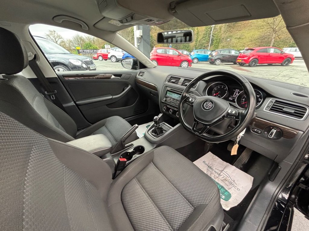 Used Volkswagen Jetta 2015 for sale - 76396453: Photo 31