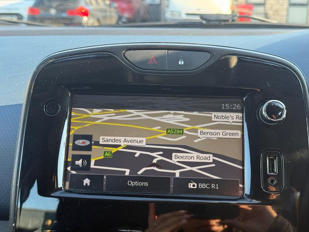 Used Renault Clio 2014 for sale - 76686662: Photo 39