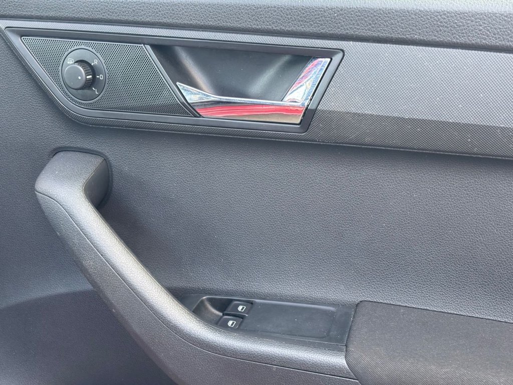 Used Skoda Fabia 2015 for sale - 76256658: Photo 33