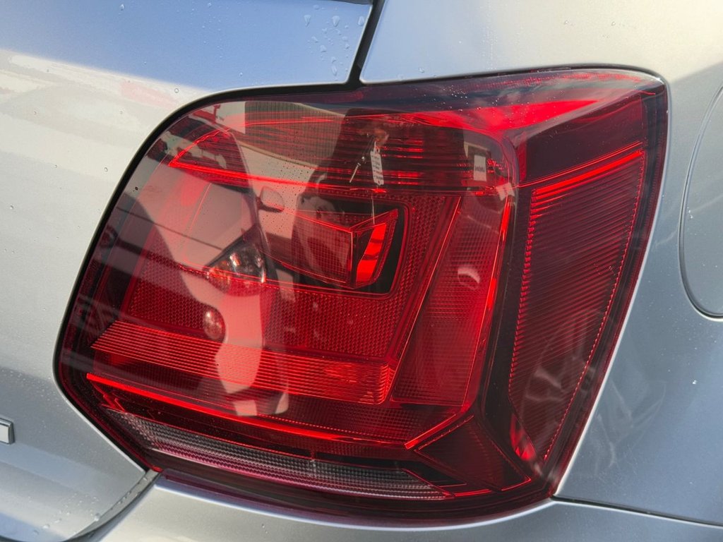 Used Volkswagen Polo 2015 for sale - 76279817: Photo 14
