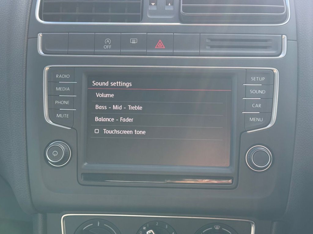 Used Volkswagen Polo 2015 for sale - 76279817: Photo 27