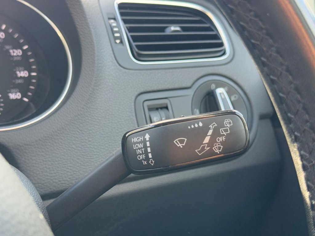 Used Volkswagen Polo 2015 for sale - 76279817: Photo 33