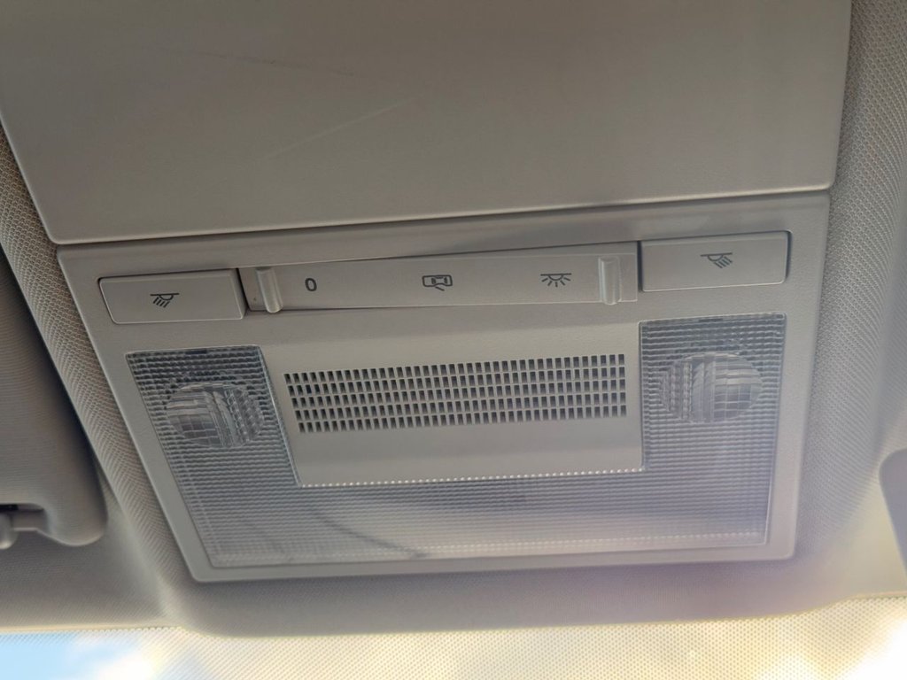 Used Volkswagen Polo 2015 for sale - 76279817: Photo 36