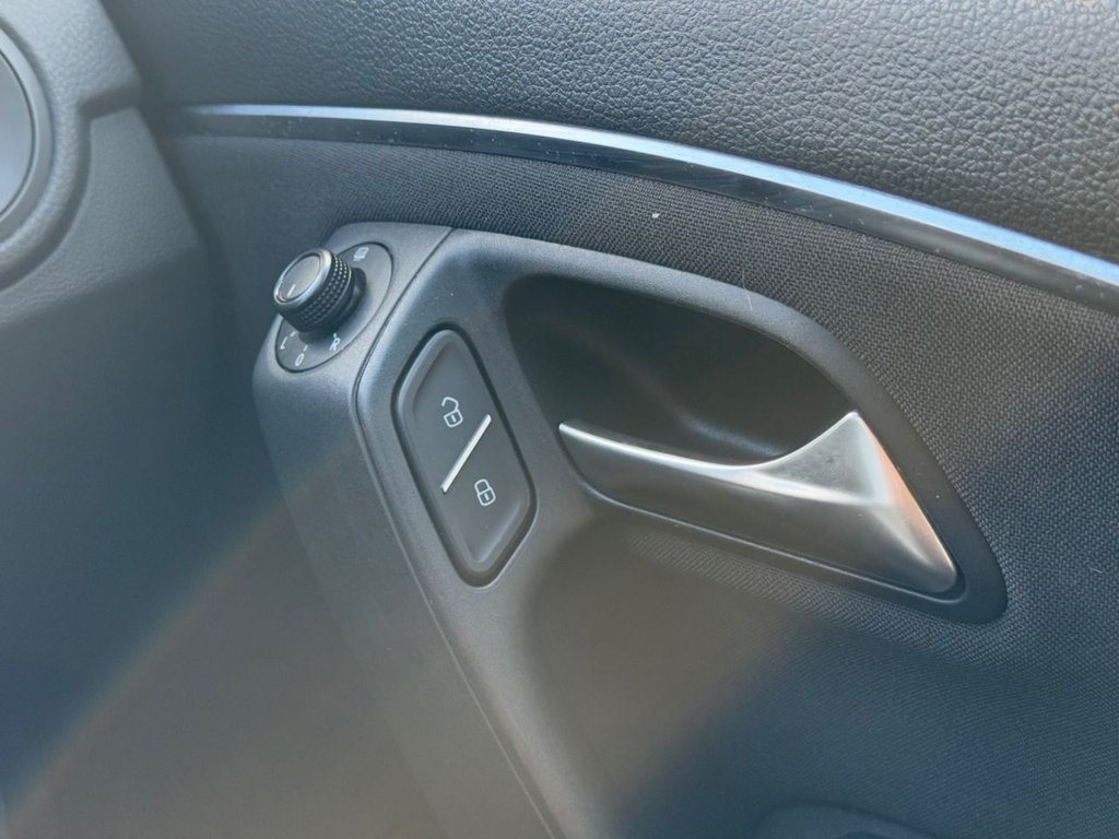 Used Volkswagen Polo 2015 for sale - 76279817: Photo 39