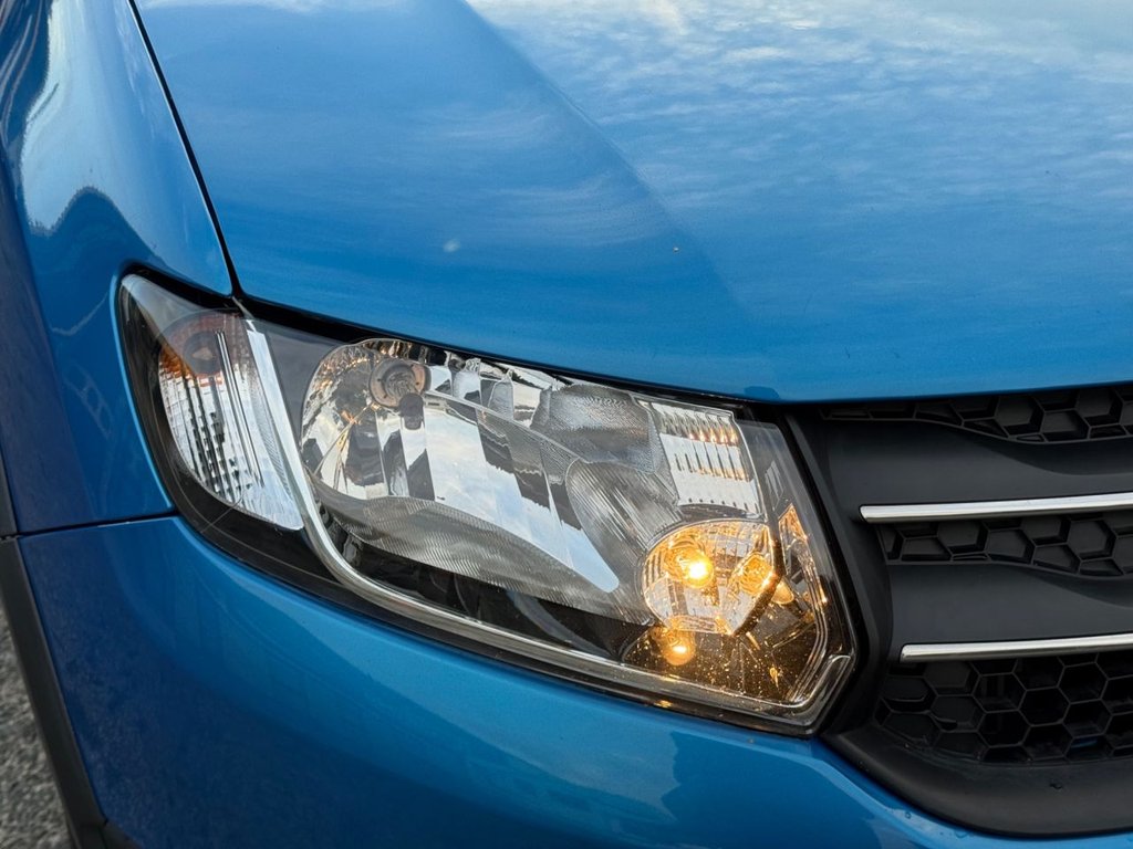 Used Dacia Sandero Stepway 2015 for sale - 76157360: Photo 13