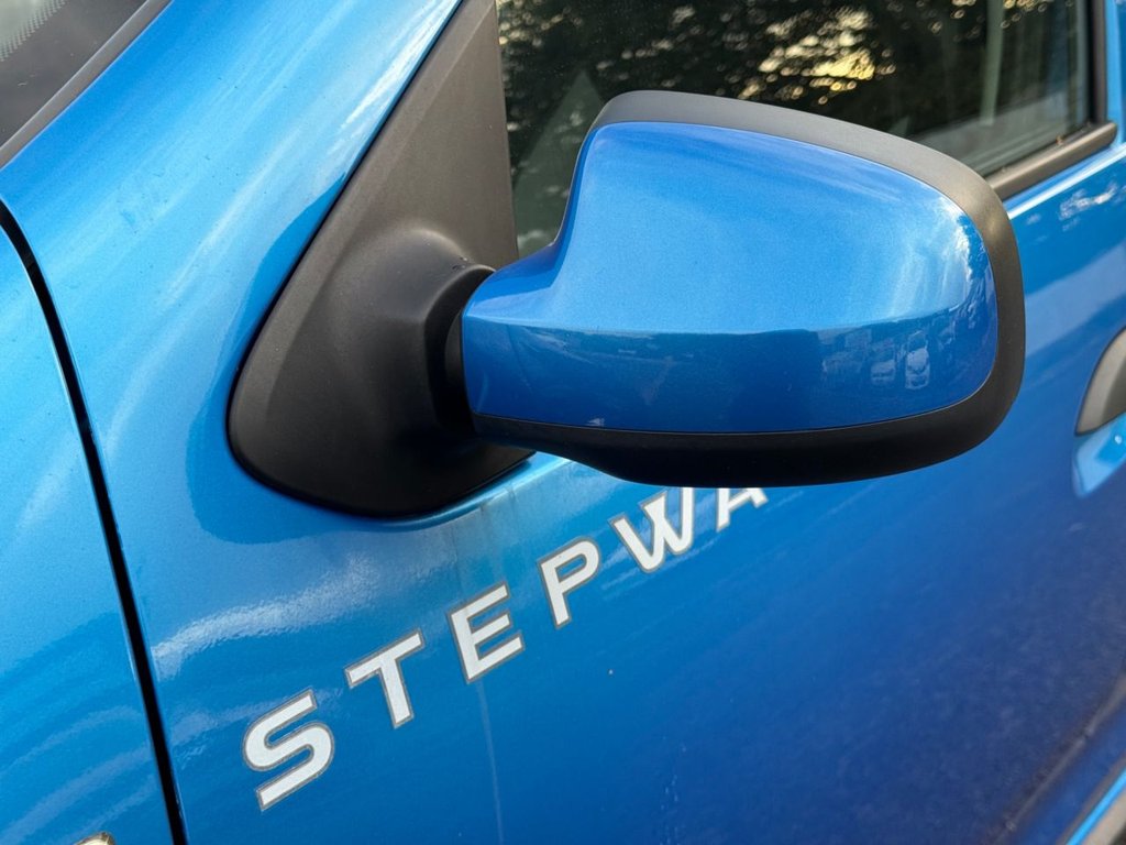 Used Dacia Sandero Stepway 2015 for sale - 76157360: Photo 16