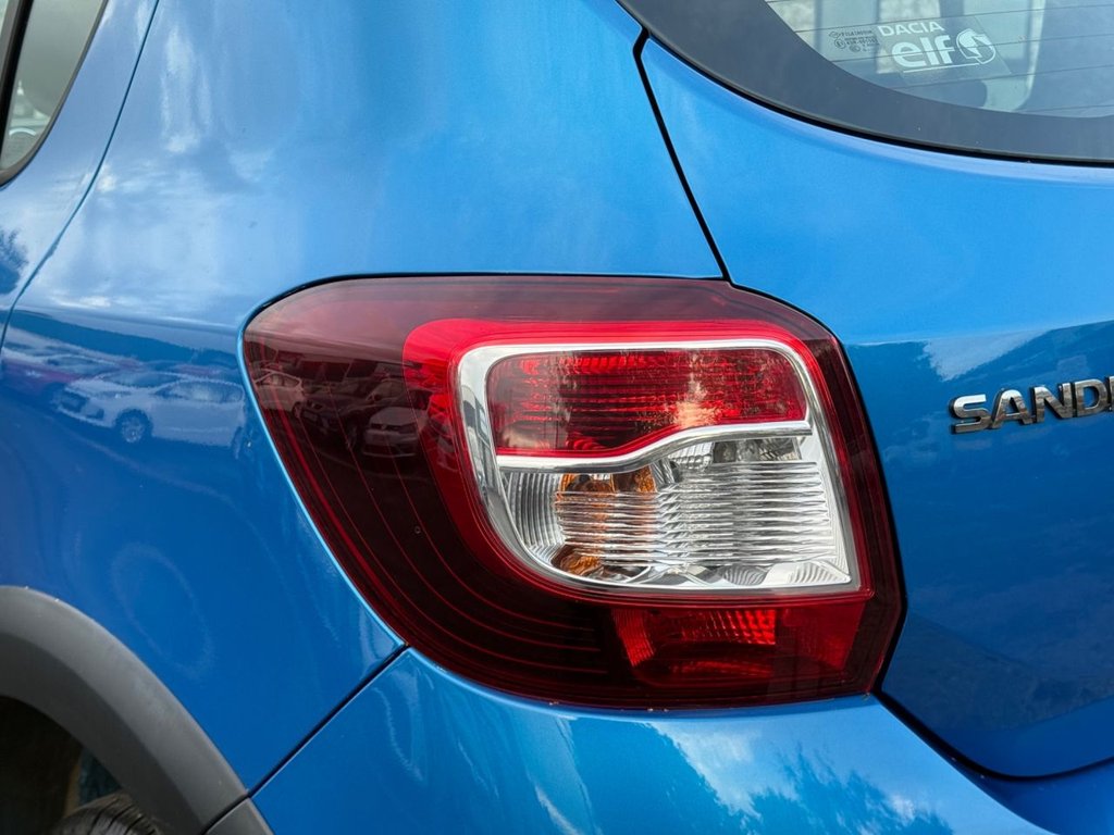 Used Dacia Sandero Stepway 2015 for sale - 76157360: Photo 21