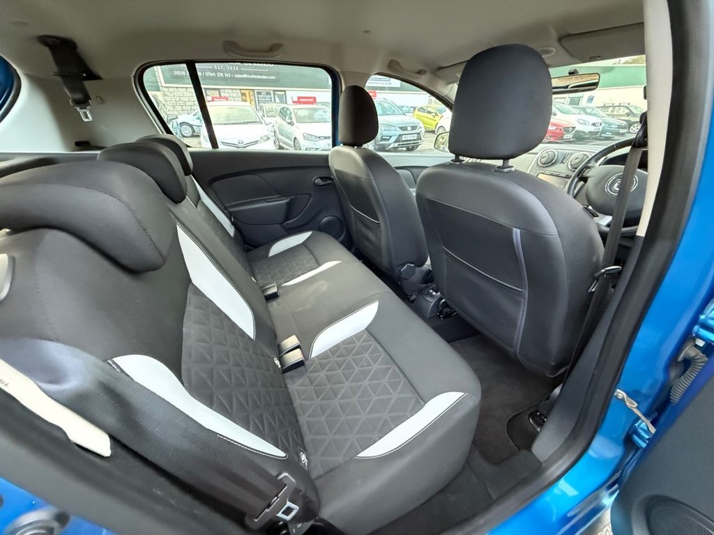 Used Dacia Sandero Stepway 2015 for sale - 76157360: Photo 32