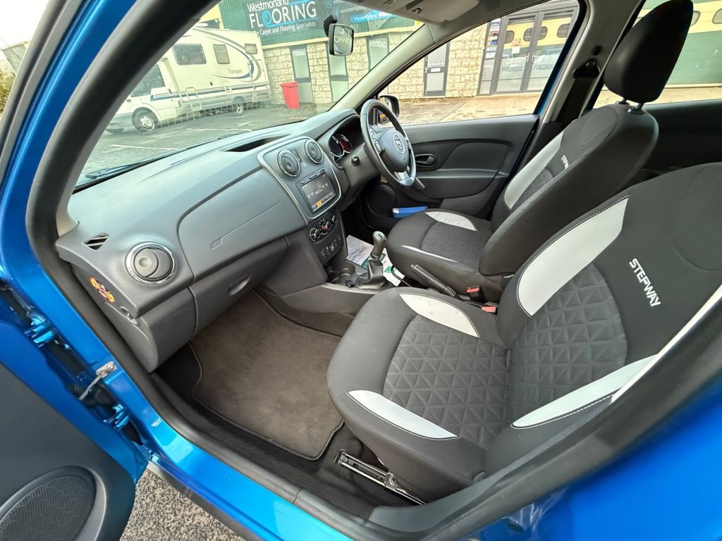 Used Dacia Sandero Stepway 2015 for sale - 76157360: Photo 39