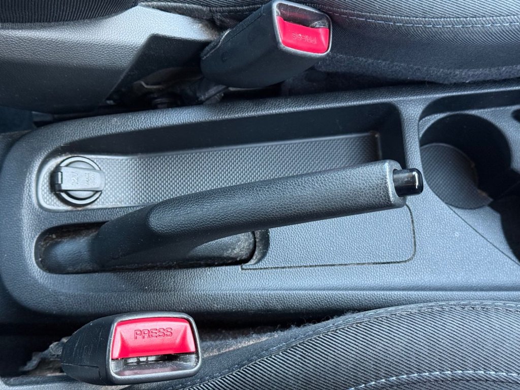 Used Hyundai i10 2016 for sale - 76520362: Photo 26