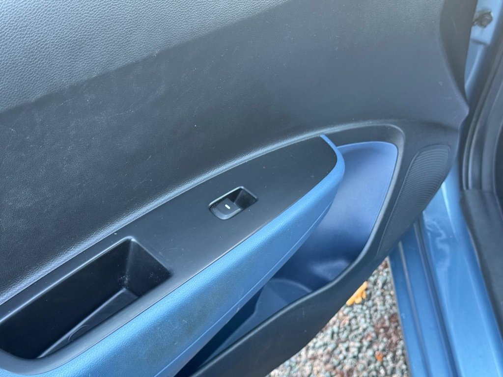 Used Hyundai i10 2016 for sale - 76520362: Photo 32